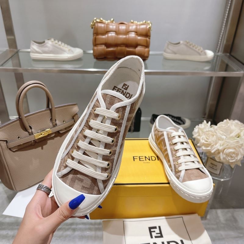 Fendi Low Shoes